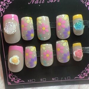 Flower fields press on nails